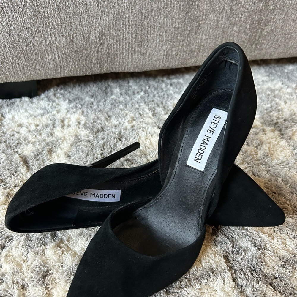 Steve Madden Black Suede High Heel Pumps